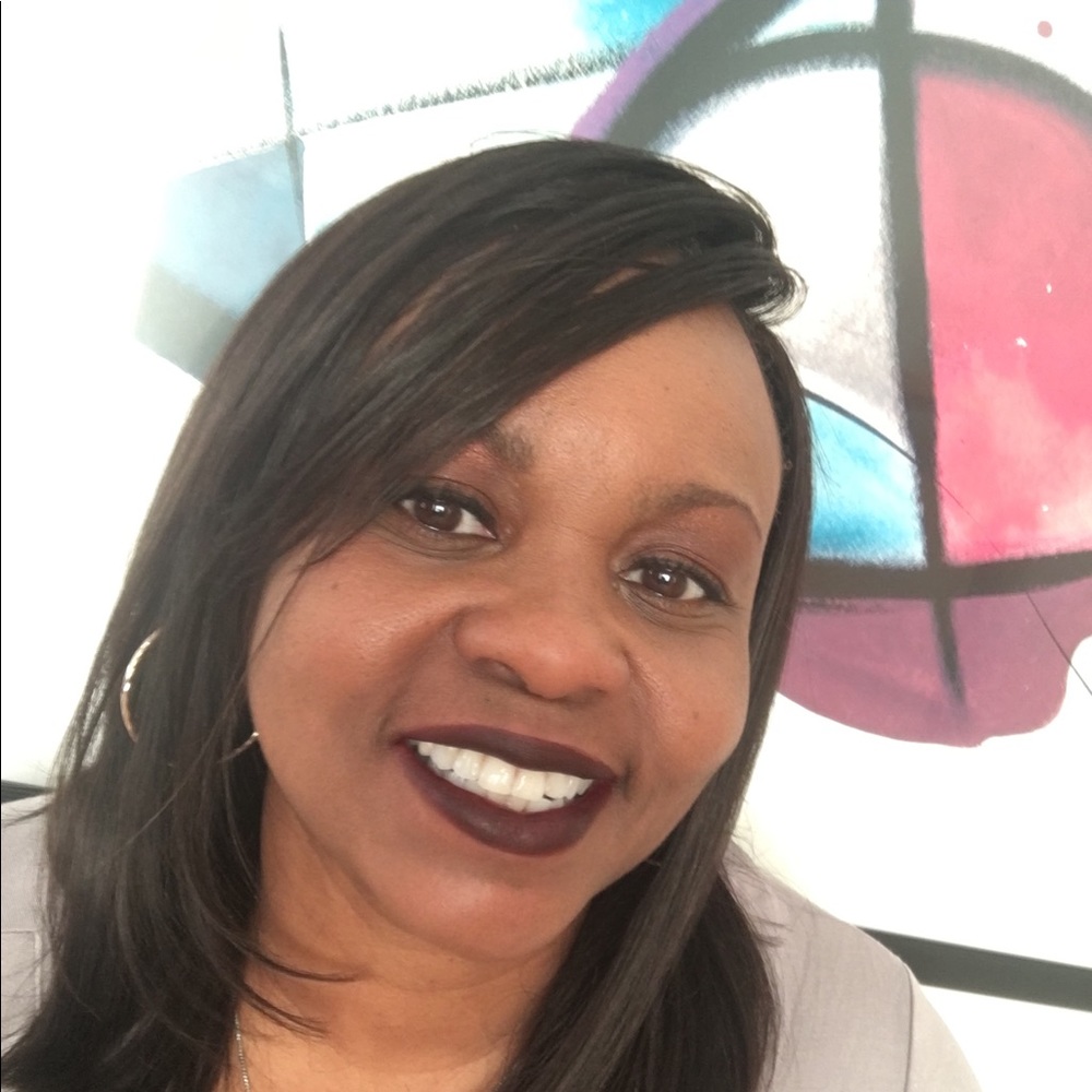 Meet your Posher, Lori